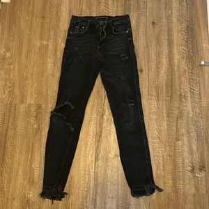 Zara Trafaluc denimwear black distressed jeans size 2